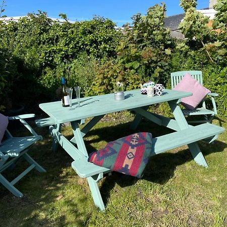 Craig Avad Bed & Breakfast Holyhead Exterior foto