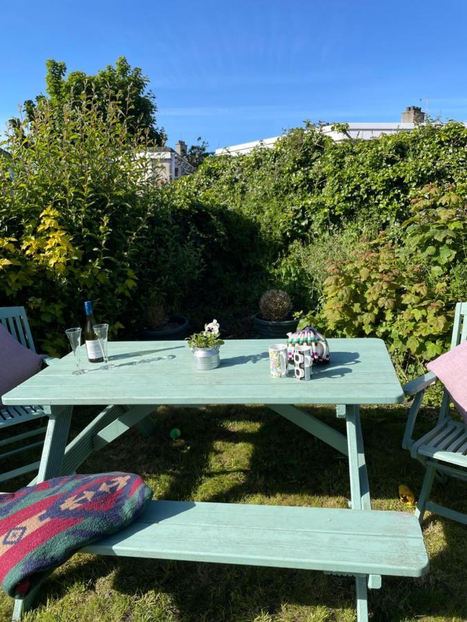 Craig Avad Bed & Breakfast Holyhead Exterior foto